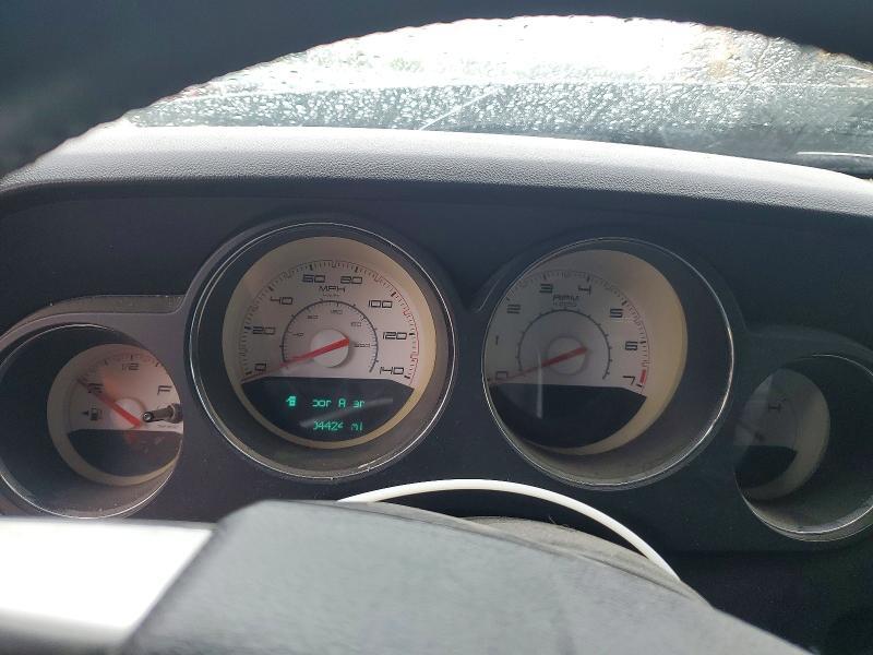 2011 DODGE CHALLENGER — Фото 9 из 13