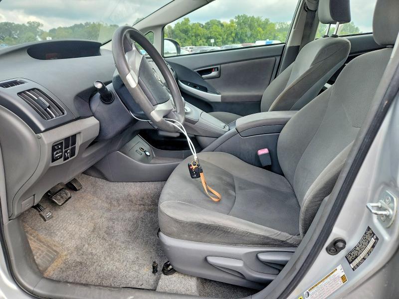 2011 TOYOTA PRIUS TWO — Фото 7 из 12