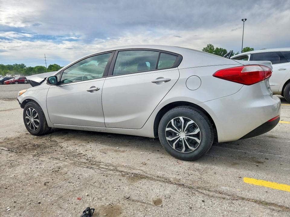 2016 KIA FORTE LX — Фото 2 из 13