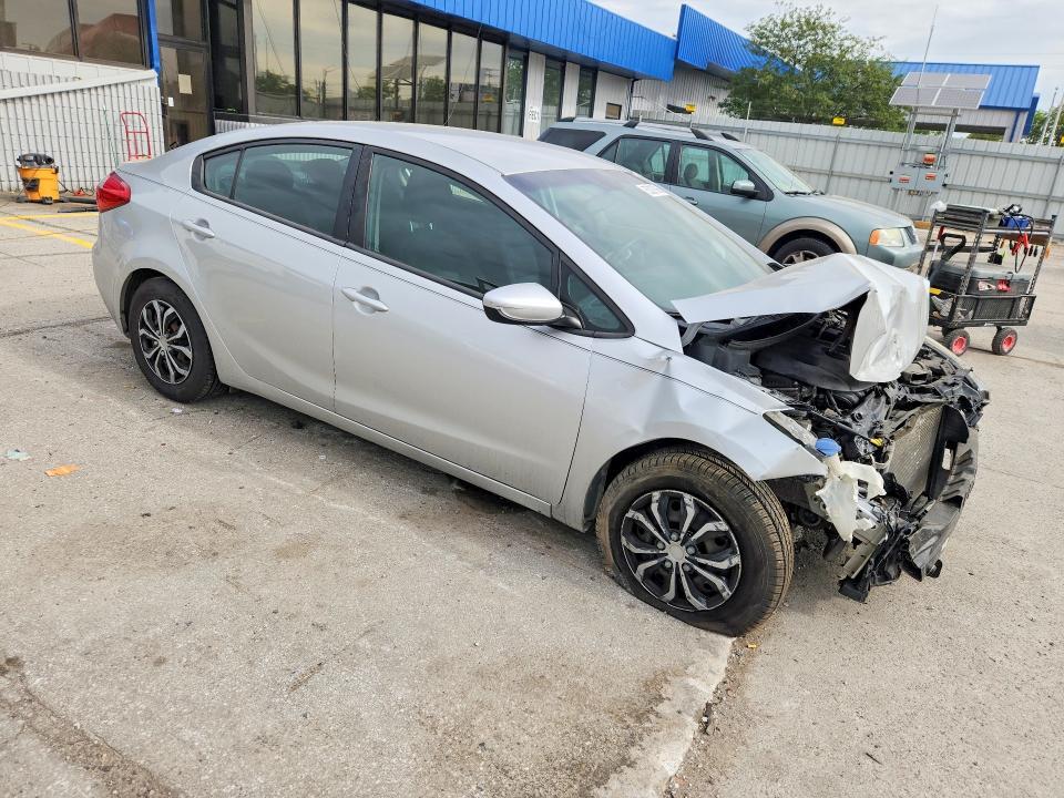 2016 KIA FORTE LX — Фото 4 из 13