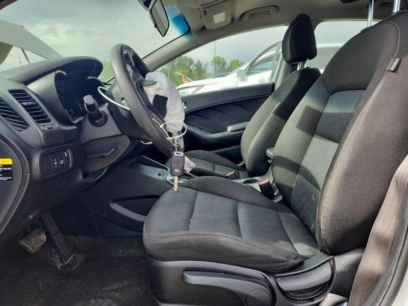 2016 KIA FORTE LX — Фото 7 из 13