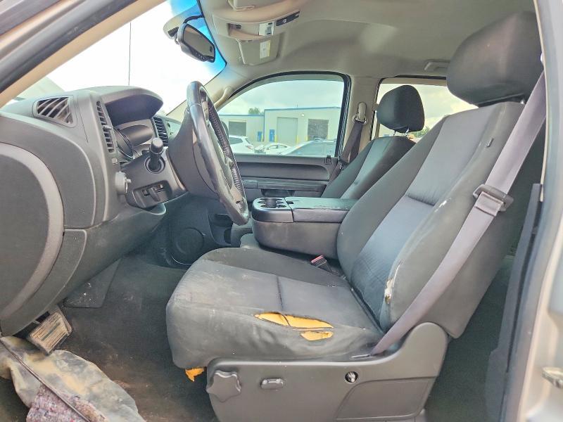 2011 CHEVROLET SILVERADO C1500 LT — Фото 7 из 12