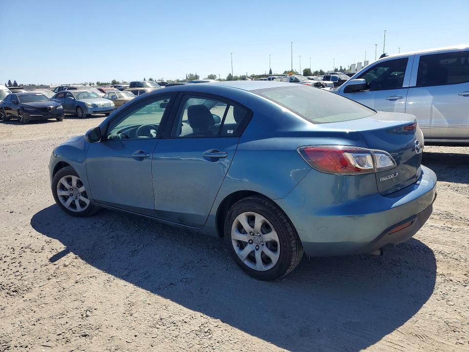 2011 MAZDA 3 I — Фото 2 из 12
