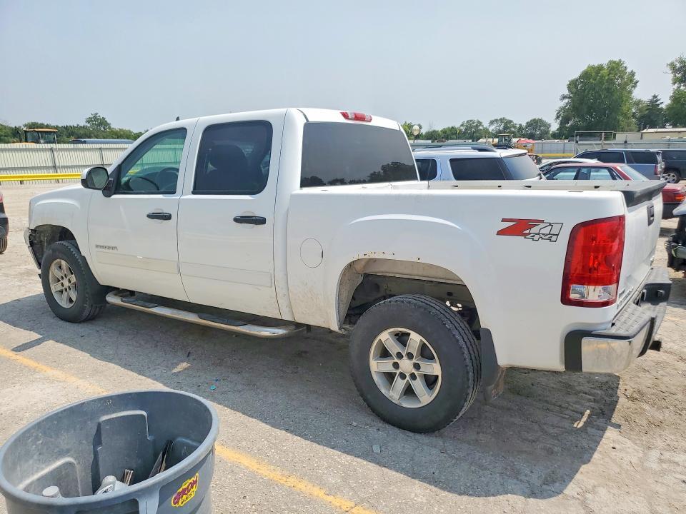 2010 GMC SIERRA K1500 SLE — Фото 2 из 12