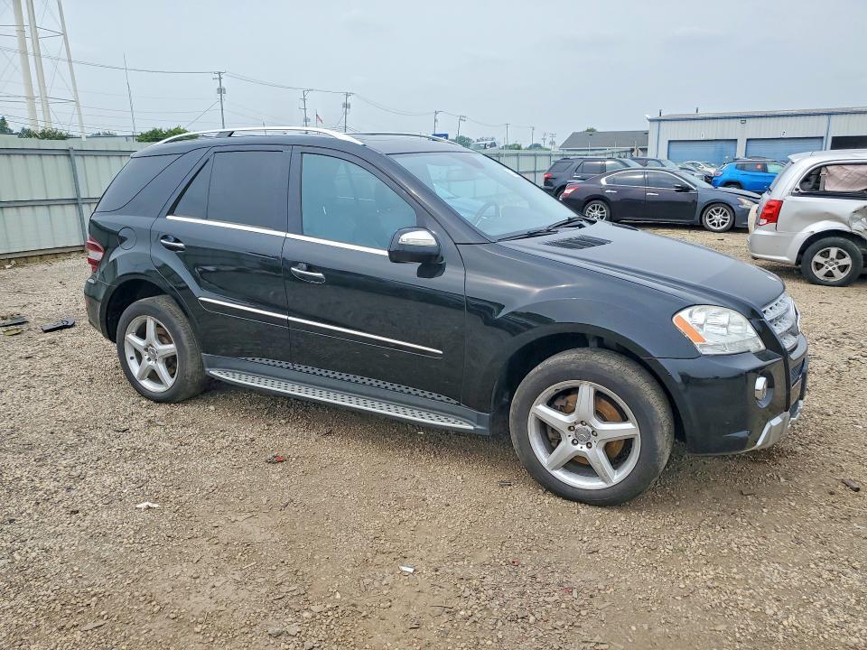 4JGBB72E99A477162 2009 MERCEDES-BENZ ML photo no. 4