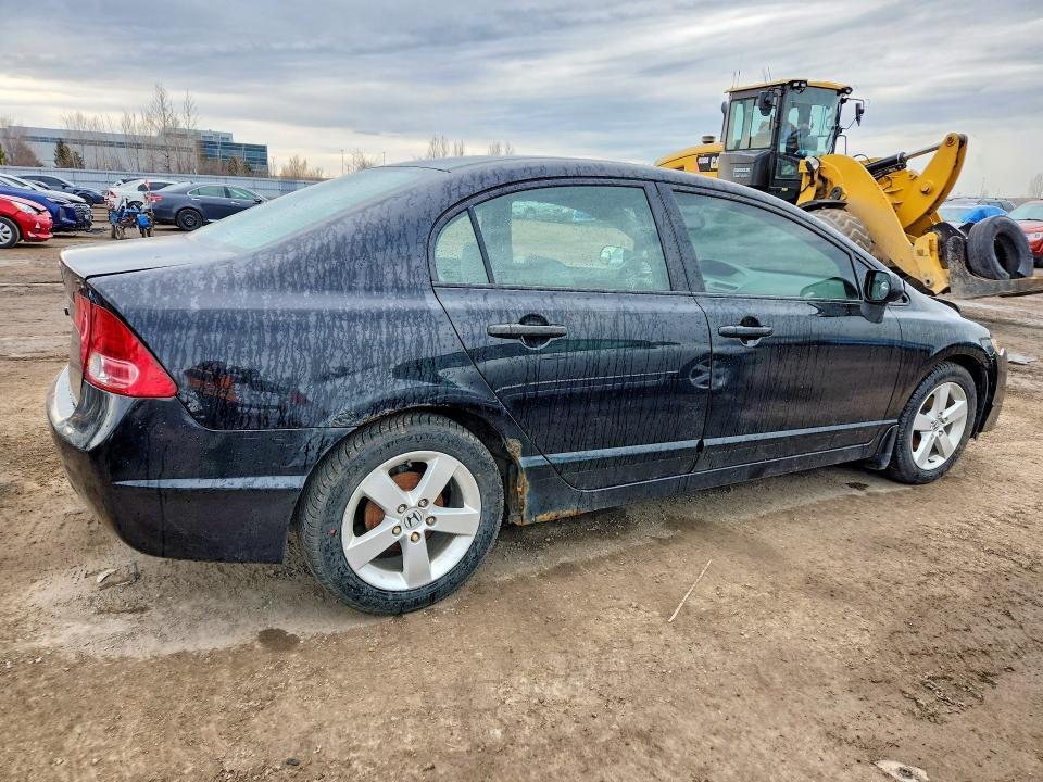 2HGFA162X8H104932 2008 HONDA CIVIC photo no. 3
