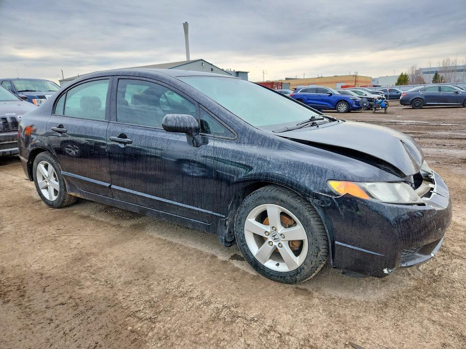 2HGFA162X8H104932 2008 HONDA CIVIC photo no. 4