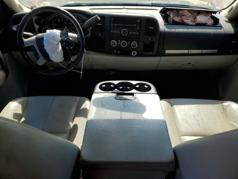 2008 CHEVROLET SILVERADO C1500 — Фото 8 из 13