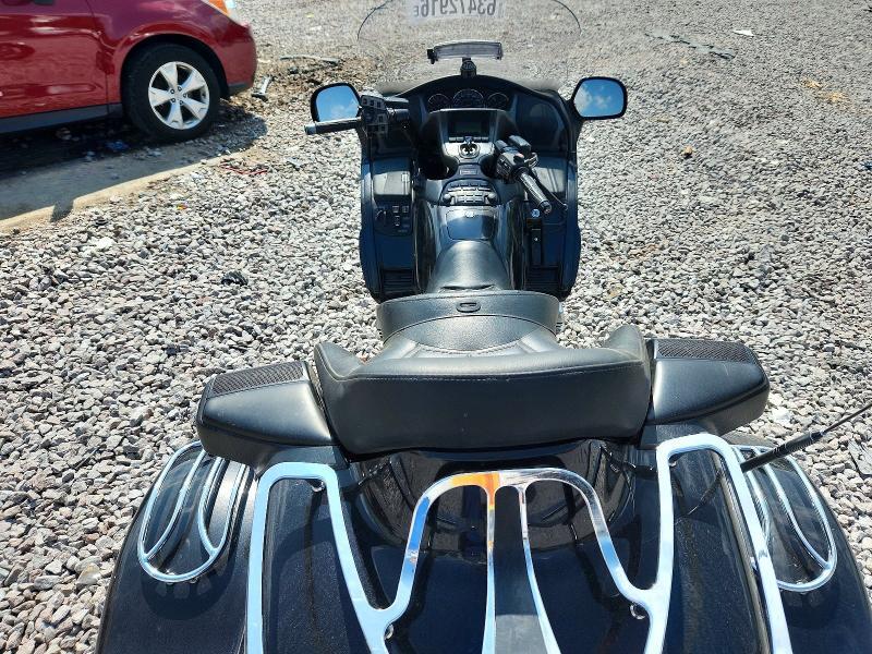 1HFSC47F67A601828 2007 HONDA GL1800 photo no. 6