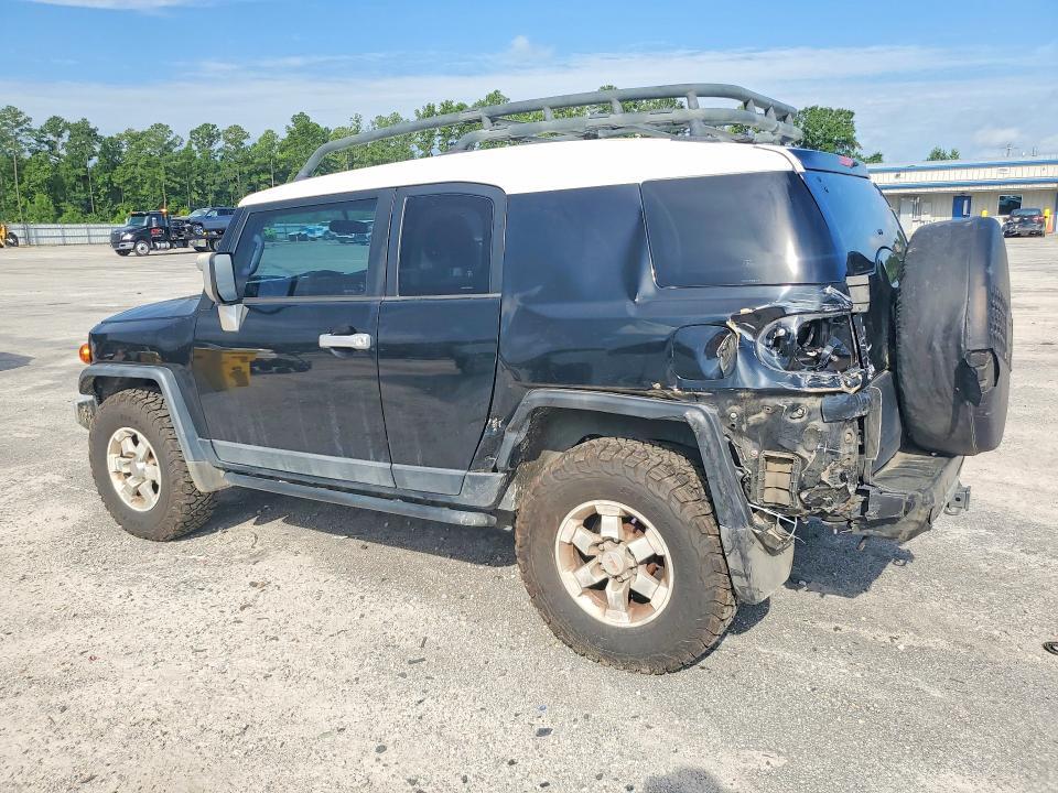 2007 TOYOTA FJ CRUISER BASE — Фото 2 из 13