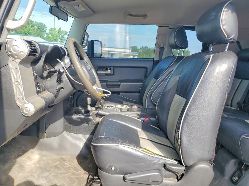 2007 TOYOTA FJ CRUISER BASE — Фото 7 из 13