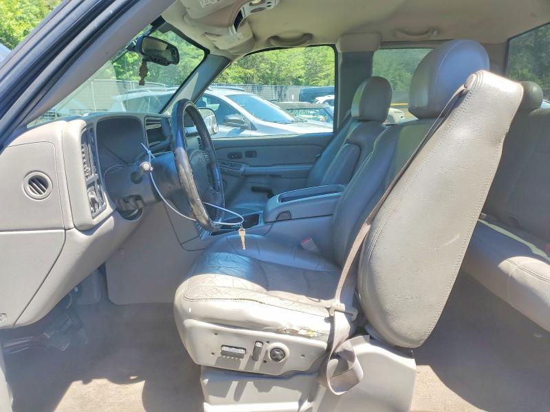 2004 CHEVROLET SILVERADO K1500 — Фото 7 из 12
