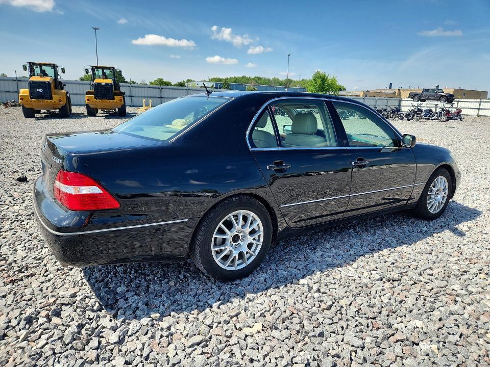 2004 LEXUS LS 430 — Фото 3 из 12