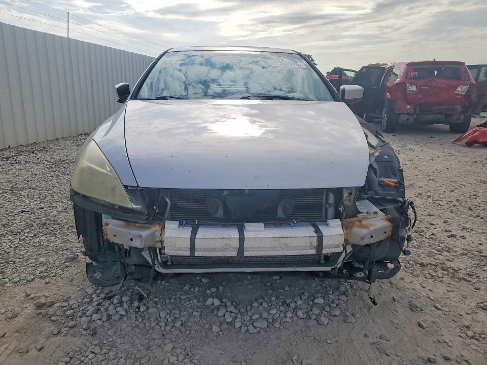 1HGCM56764A073085 2004 HONDA ACCORD photo no. 5