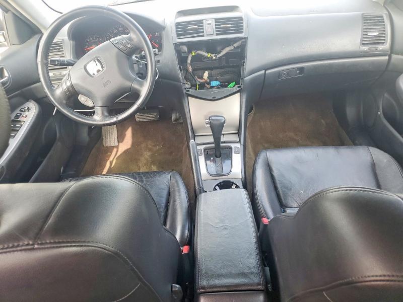 1HGCM56764A073085 2004 HONDA ACCORD photo no. 8
