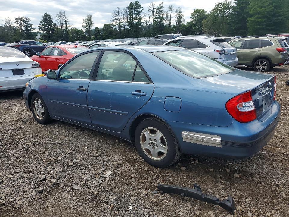 2003 TOYOTA CAMRY LE V6 — Фото 2 из 12