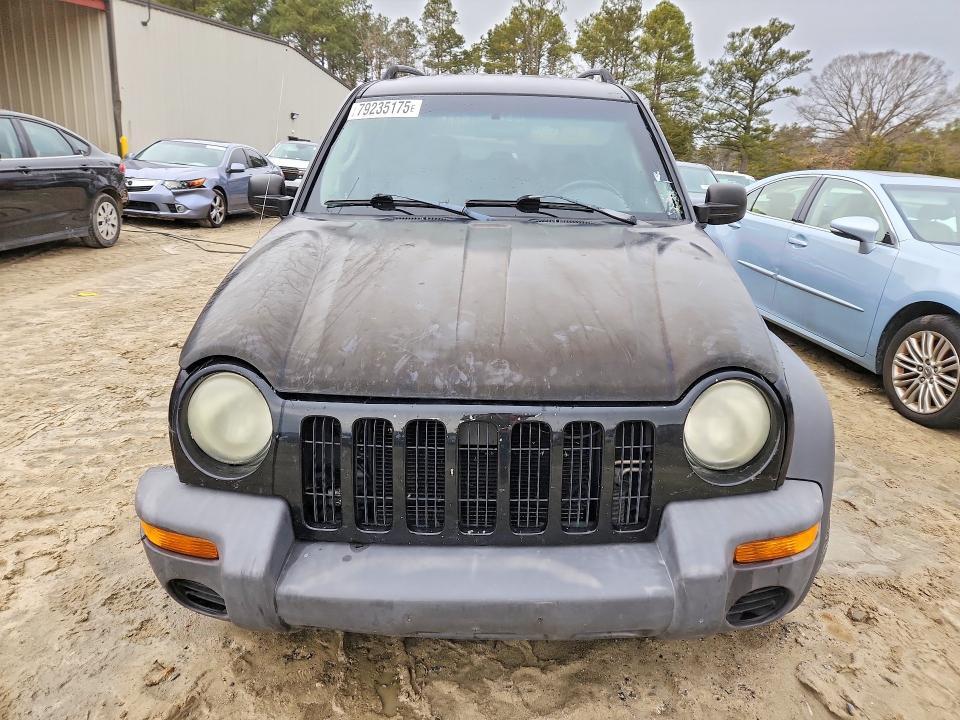 2003 JEEP LIBERTY SPORT — Фото 5 из 12