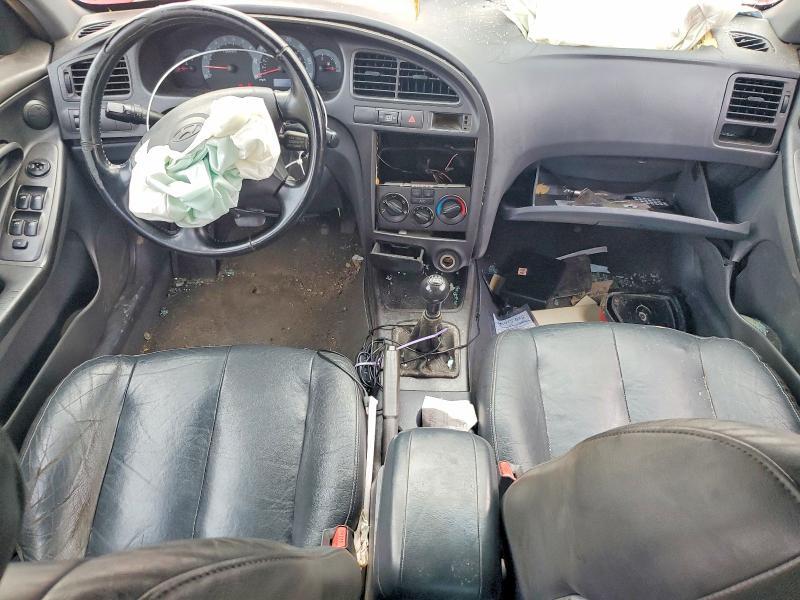 2002 HYUNDAI ELANTRA GT — Фото 8 из 12