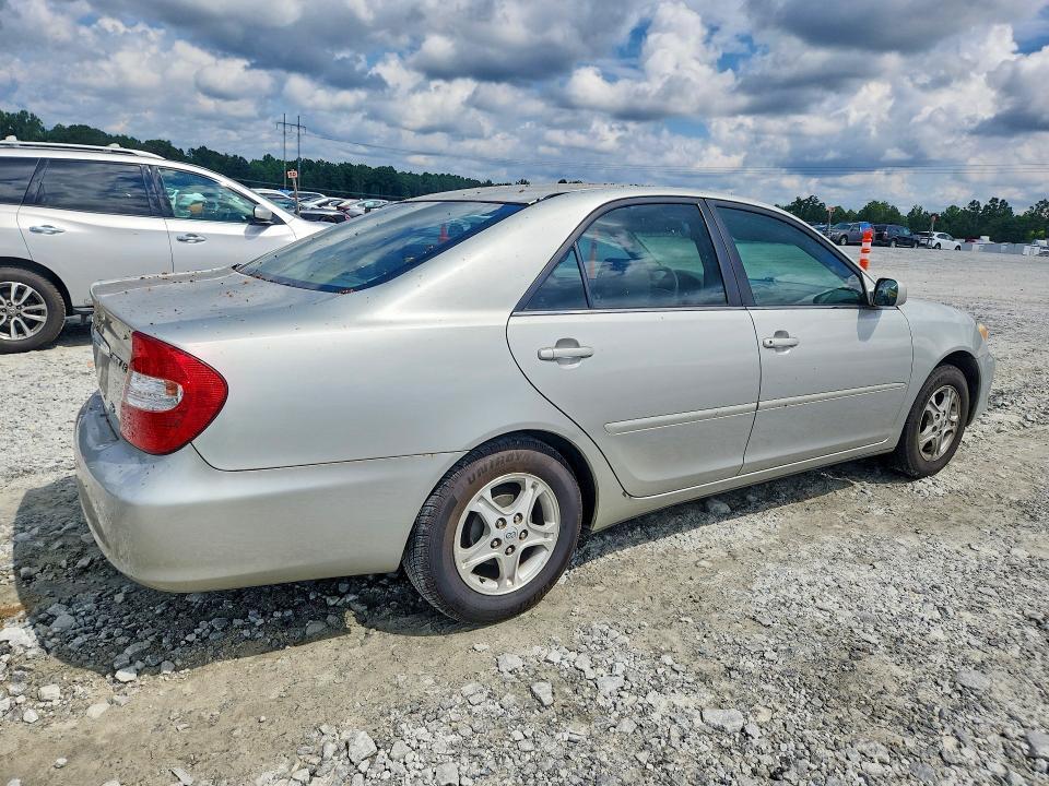 2002 TOYOTA CAMRY LE — Фото 3 из 12