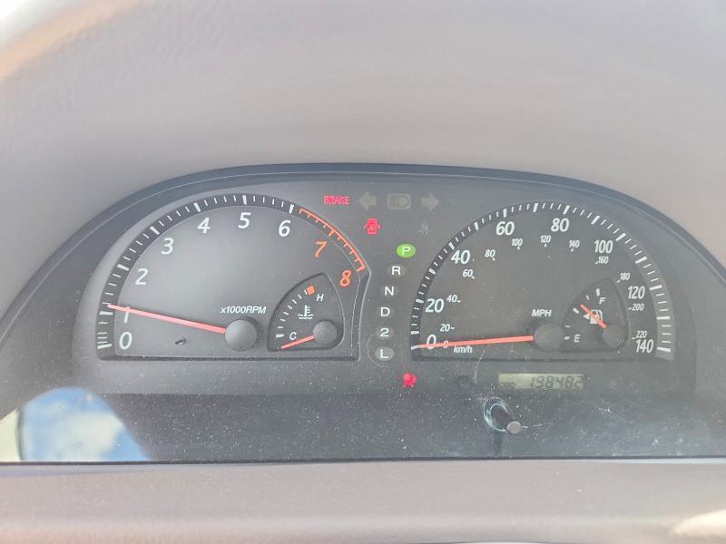 2002 TOYOTA CAMRY LE — Фото 9 из 12