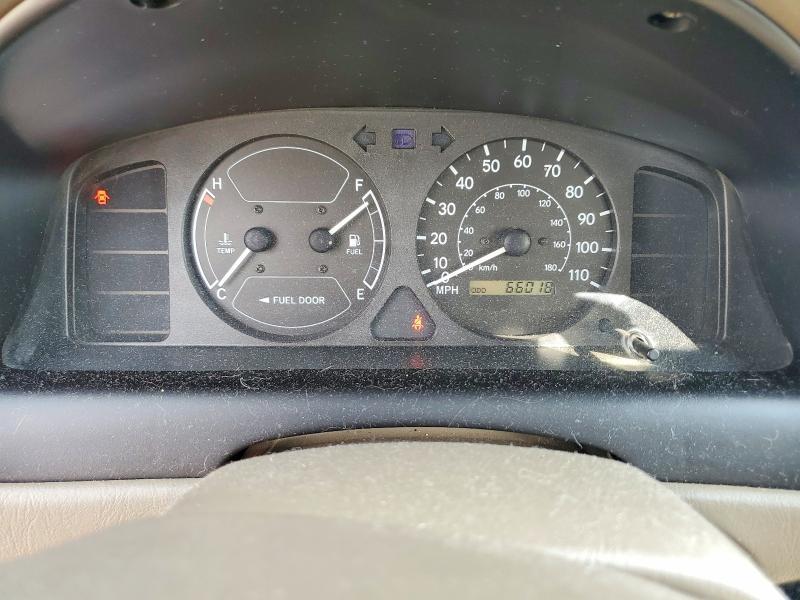 2001 TOYOTA COROLLA CE — Фото 9 из 12