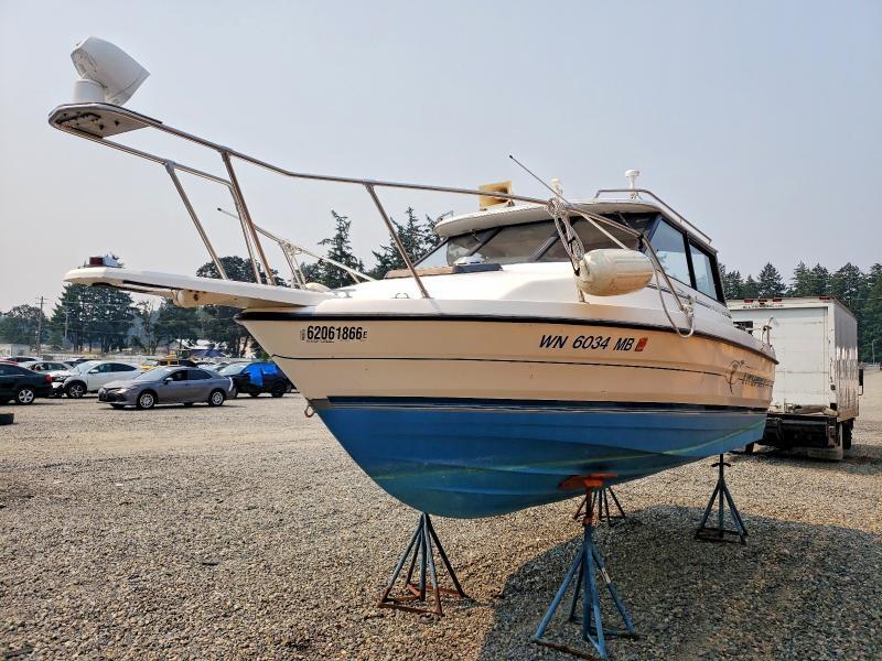 1991 BAYLINER 2159 TROPHY - BOAT — Фото 2 из 10