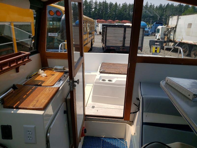 1991 BAYLINER 2159 TROPHY - BOAT — Фото 6 из 10