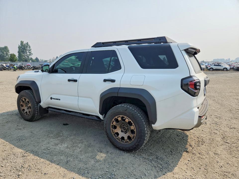 JTEVB5BR8S5006560 2025 TOYOTA 4RUNNER photo no. 2