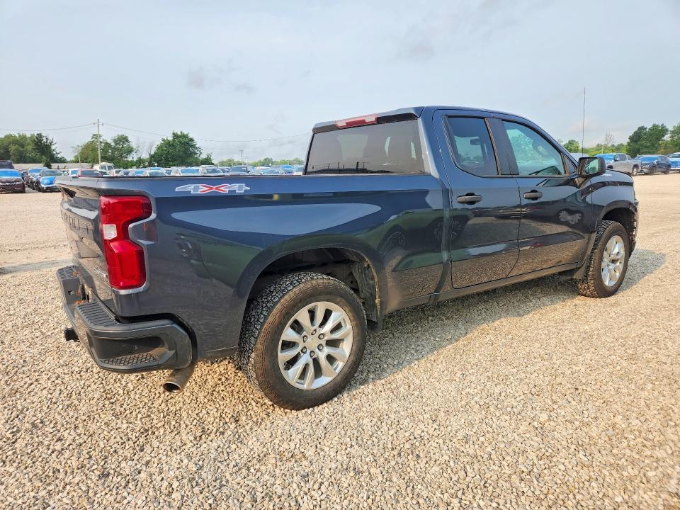 2020 CHEVROLET SILVERADO K1500 CUSTOM — Фото 3 из 12