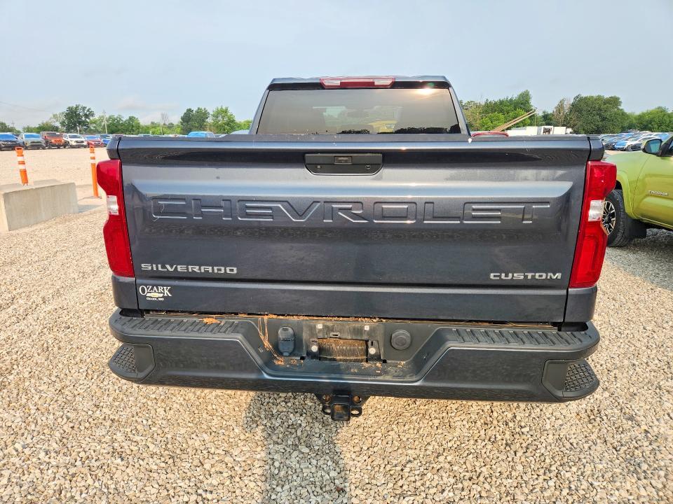 2020 CHEVROLET SILVERADO K1500 CUSTOM — Фото 6 из 12