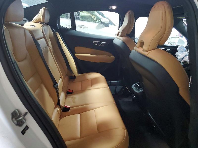 2019 VOLVO S60 T6 INSCRIPTION — Фото 10 из 12