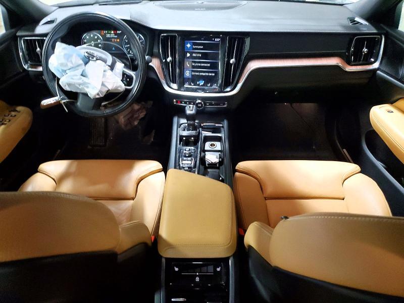 2019 VOLVO S60 T6 INSCRIPTION — Фото 8 из 12