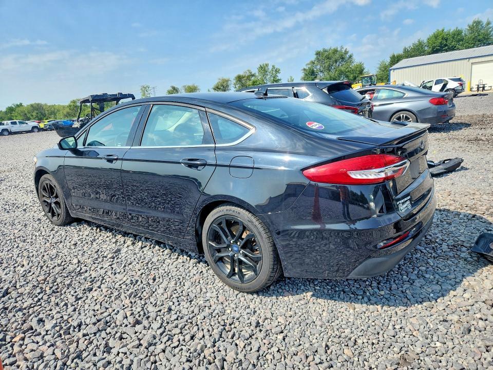 2019 FORD FUSION SE — Фото 2 из 12