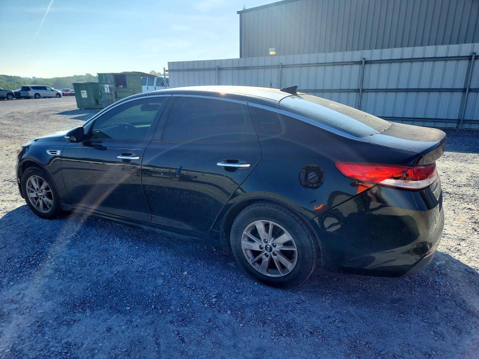 5XXGT4L36GG101958 2016 KIA OPTIMA photo no. 2