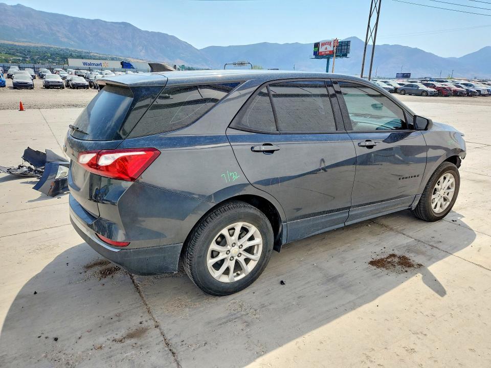 2018 CHEVROLET EQUINOX LS — Фото 3 из 13