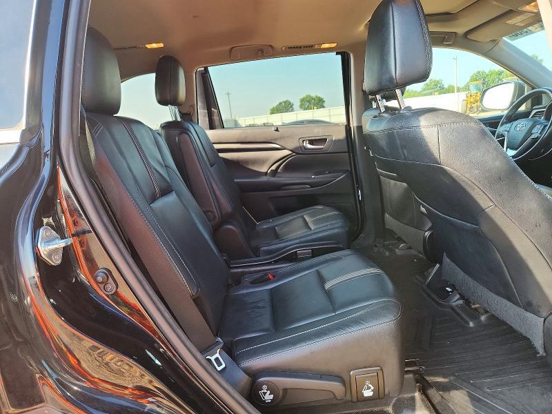 2017 TOYOTA HIGHLANDER SE — Фото 11 из 13