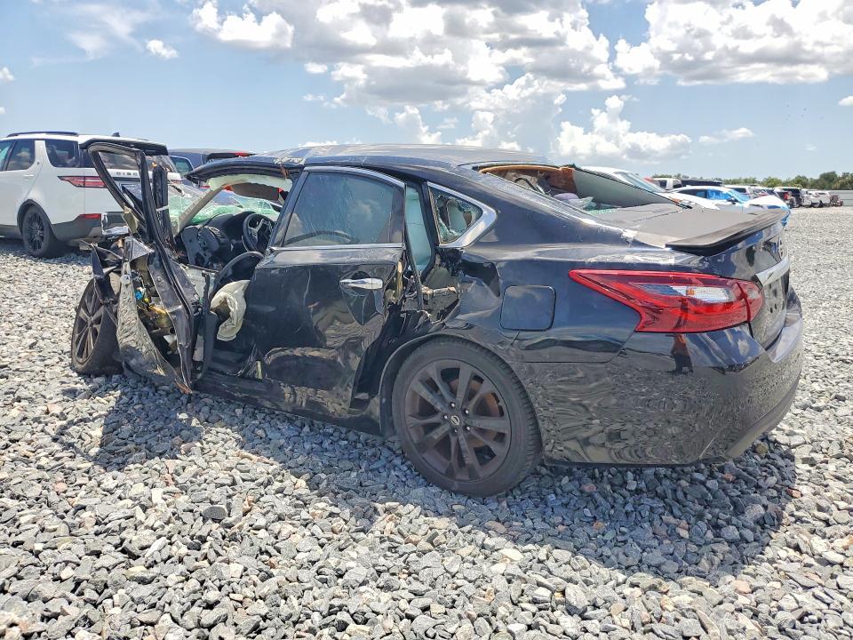 1N4AL3AP1HC236696 2017 NISSAN ALTIMA photo no. 2