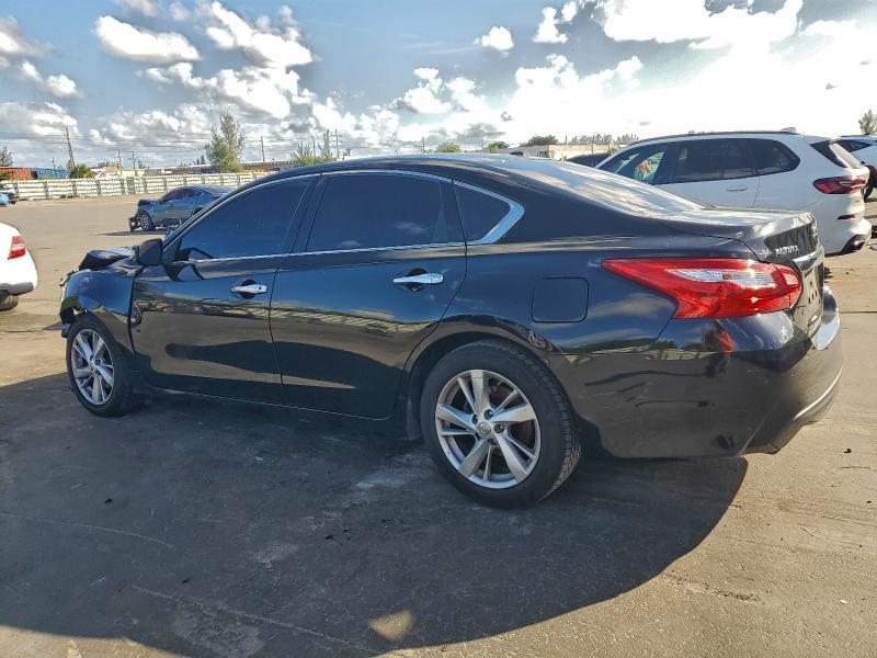 2017 NISSAN ALTIMA — Фото 4 из 16