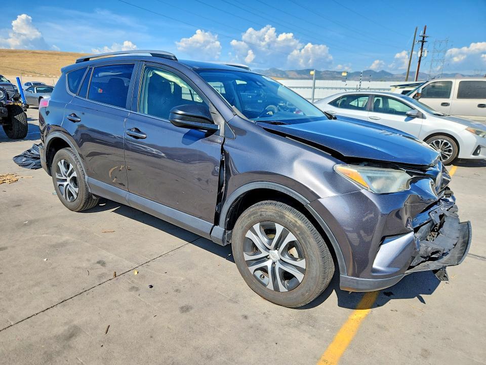 2017 TOYOTA RAV4 LE — Фото 4 из 13