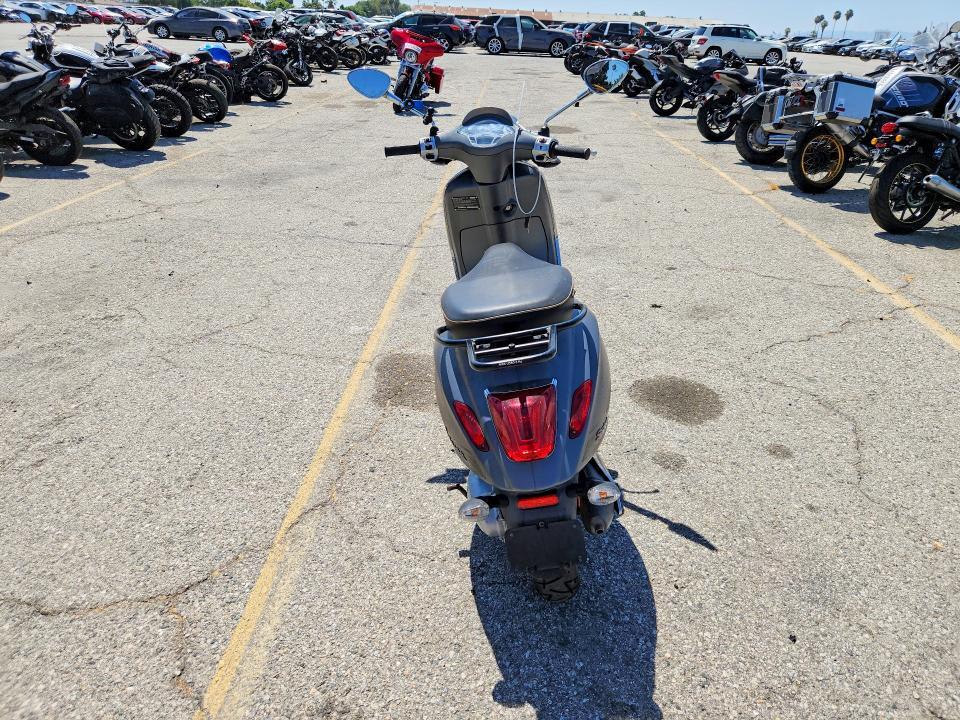 ZAPM818GXG5401228 2016 VESPA SPRINT photo no. 4