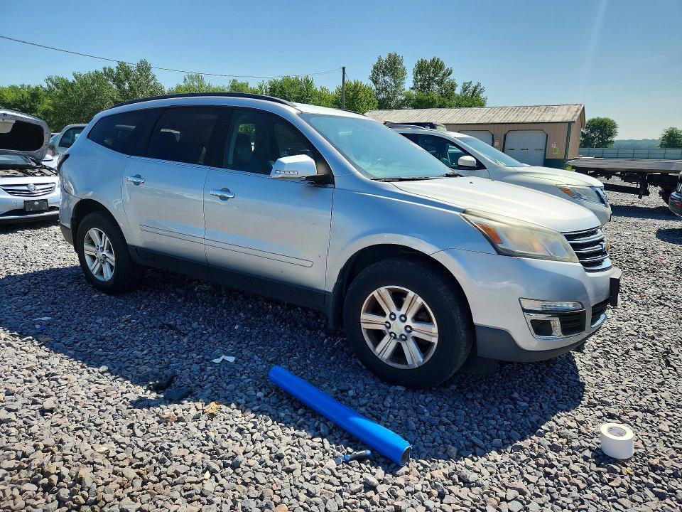 2014 CHEVROLET TRAVERSE LT — Фото 4 из 12