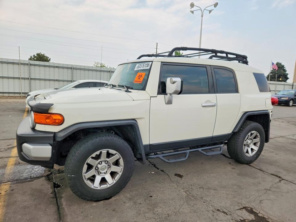 2014 TOYOTA FJ CRUISER JTEBU4BF6EK200801