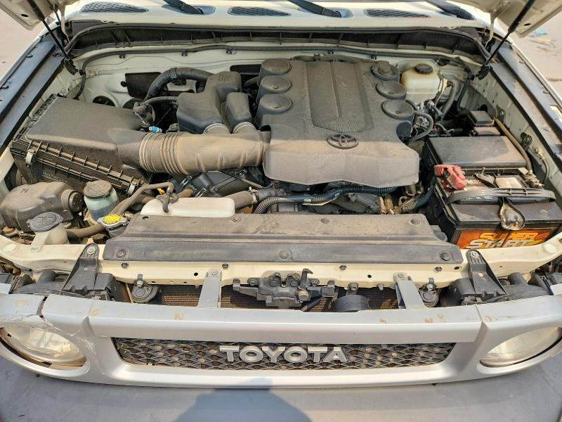 2014 TOYOTA FJ CRUISER BASE — Фото 11 из 13