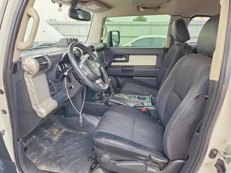 2014 TOYOTA FJ CRUISER BASE — Фото 7 из 13