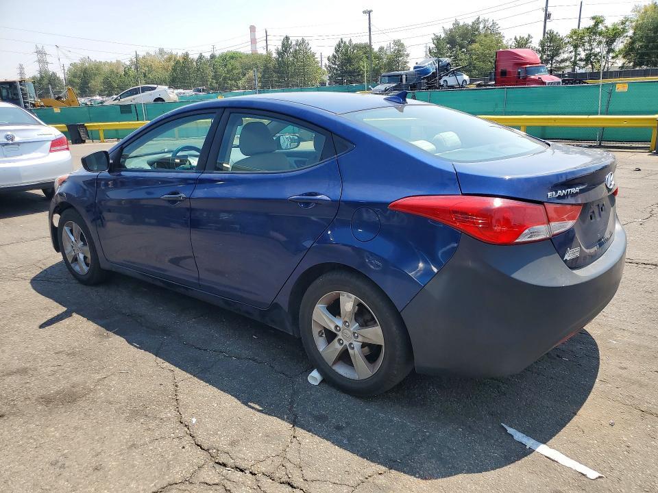 KMHDH4AE2DU559104 2013 HYUNDAI ELANTRA photo no. 2