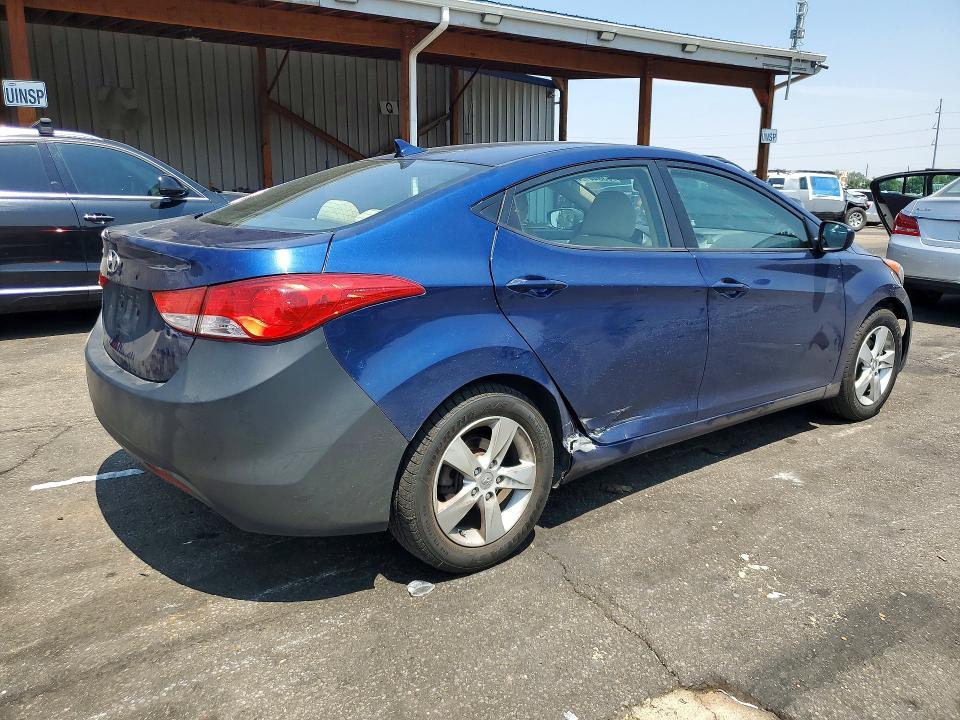 KMHDH4AE2DU559104 2013 HYUNDAI ELANTRA photo no. 3