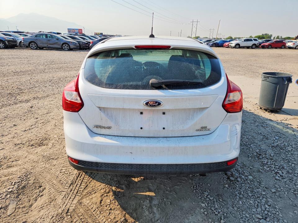 2013 FORD FOCUS SE — Фото 6 из 12
