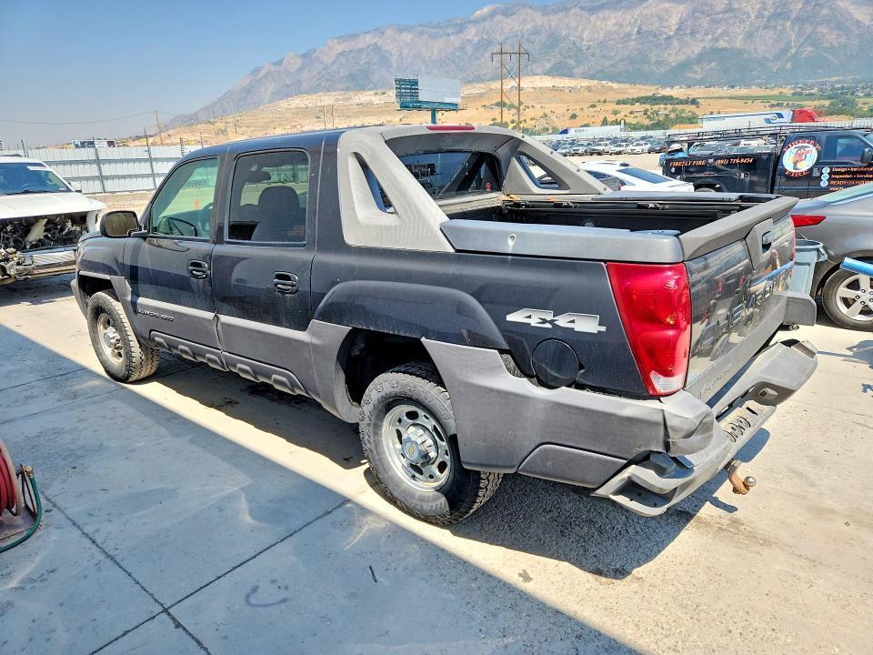2003 CHEVROLET AVALANCHE K2500 — Фото 2 из 12