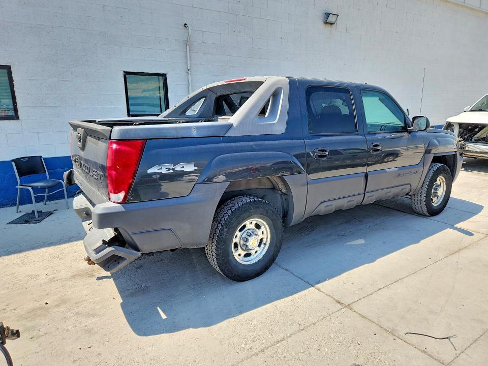 2003 CHEVROLET AVALANCHE K2500 — Фото 3 из 12