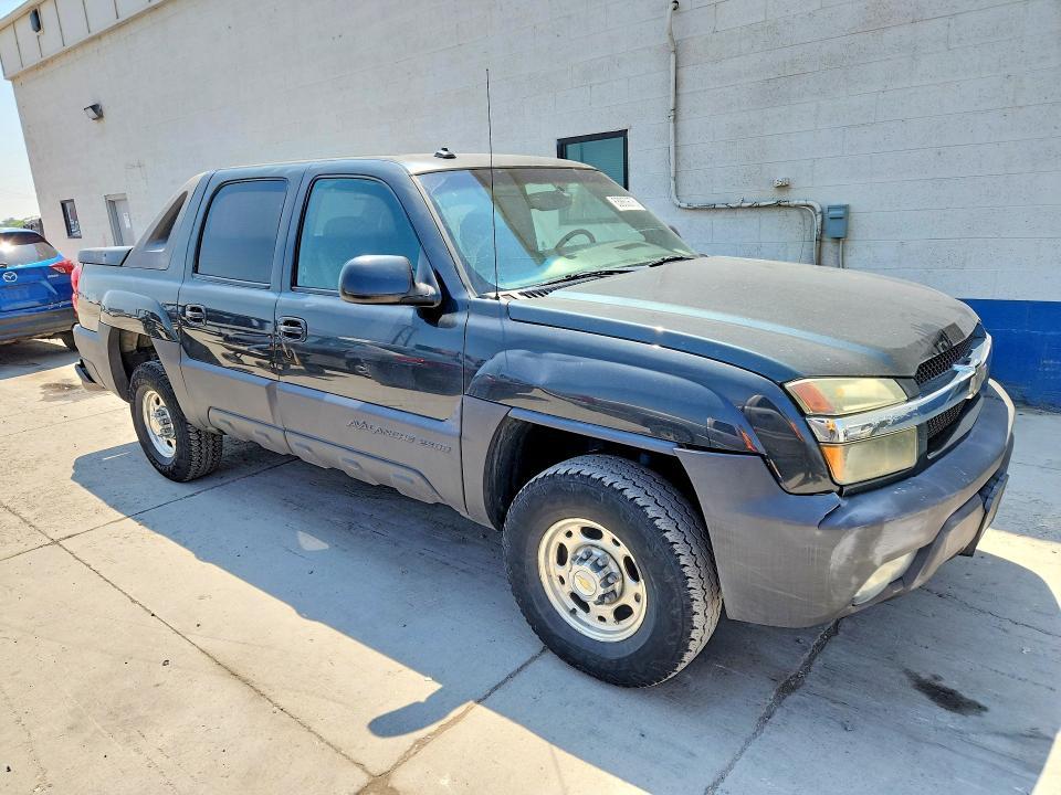 2003 CHEVROLET AVALANCHE K2500 — Фото 4 из 12